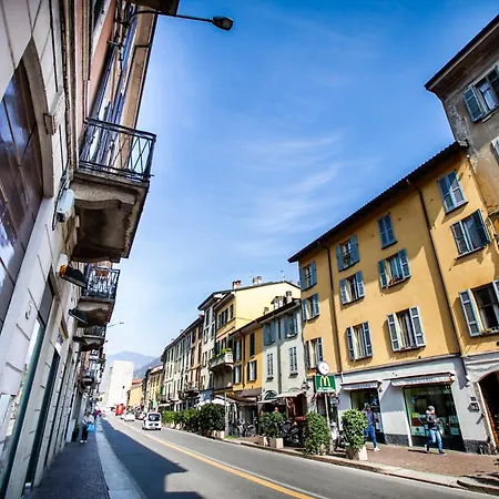 Milano 76 Apartman Como