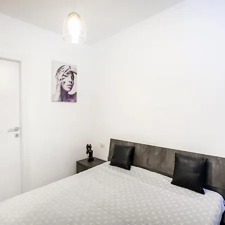 Daire Milano 76 *